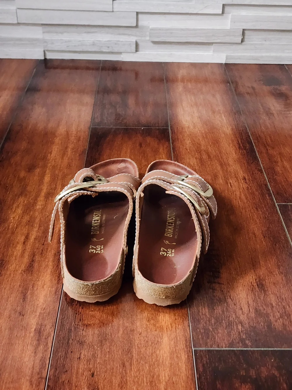 Birkenstock Arizona Croc Embossed Leather Sandals Brown Big Buckle EU 37 US 6